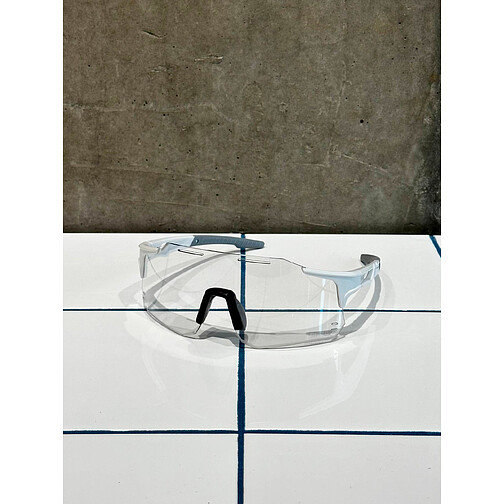 SWELL Очки солнцезащитные SWELL TRI фотохромные clear-white