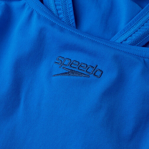 3695057