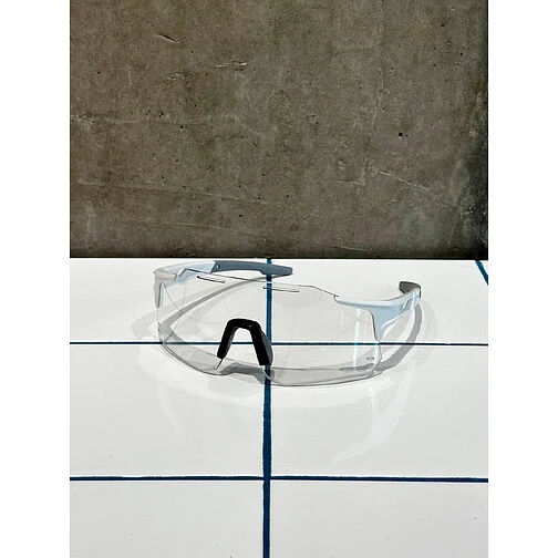 SWELL Очки солнцезащитные SWELL TRI фотохромные clear-white