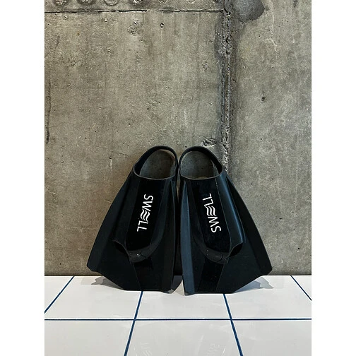SWELL Ласты для плавания PRO Fins black