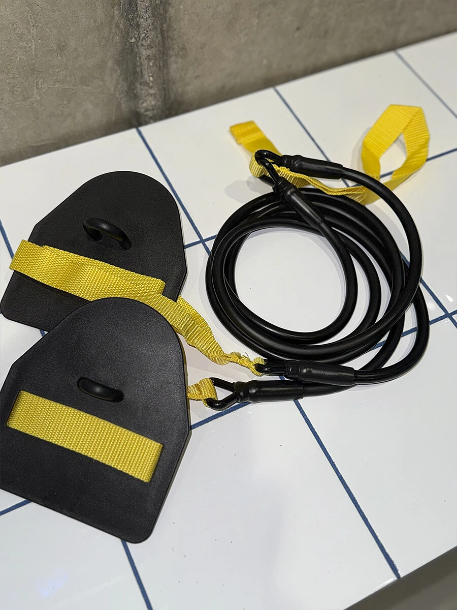 SWELL Резиновый тренажер для зала "Resistance Belt" Yellow light SWELL Резиновый тренажер для зала "Resistance Belt" Yellow light